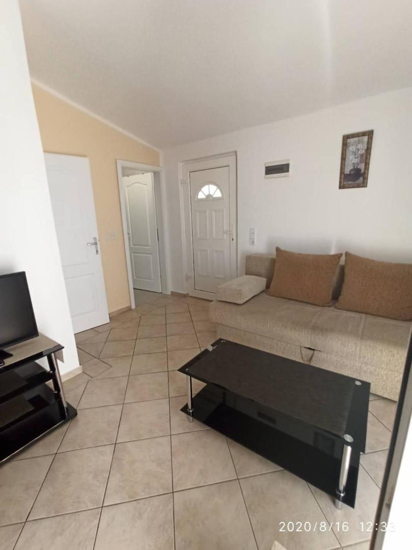 Apartmani Lun Vir Bagian luar foto