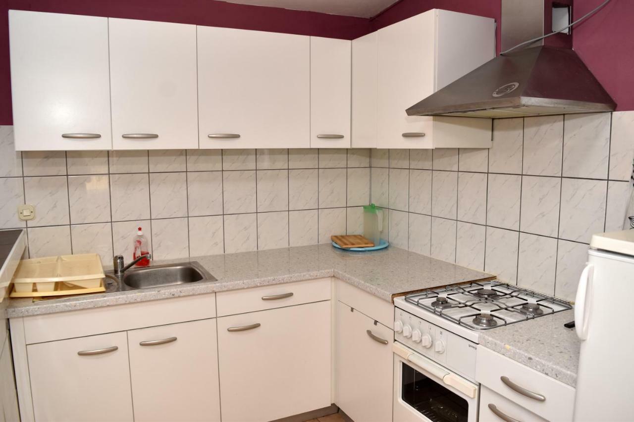 Apartmani Lun Vir Bagian luar foto