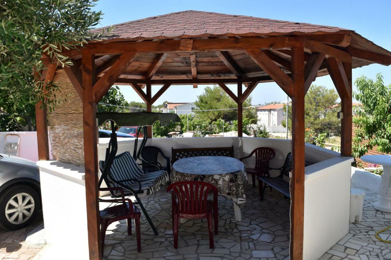 Apartmani Lun Vir Bagian luar foto
